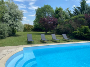 Gîte de charme Jas de Berrias Ardèche du Sud Piscine